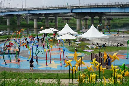 3. 파주시, 2025년 공릉천 물놀이장이 확 달라졌다!