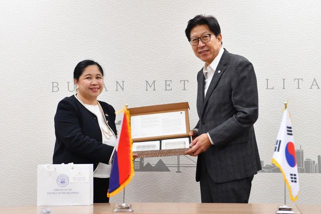 박형준 시장, 주한 필리핀대사와 바쿠르시장 접견