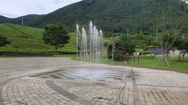 2. 동구리 호수공원 바닥분수 가동 모습