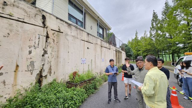 이재준 수원시장, ‘권선구 외벽’ 붕괴 우려 긴급 점검