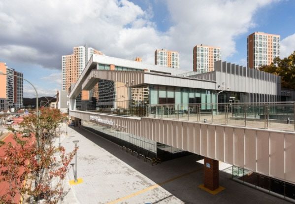 2. [사진] 남사스포츠센터 전경