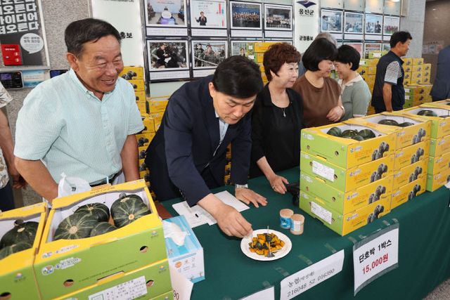 2025.07.23. 보도자료(옹진군, 단호박 직거래 판매행사 개최)-1