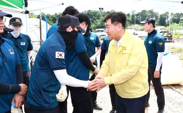 353382467845555071_406383770646277