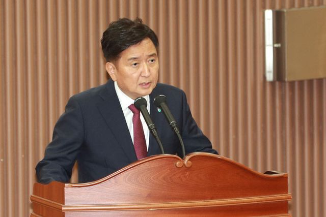 제427회 도의회 임시회 제2차 본회의 대집행기관 질의 답변 3