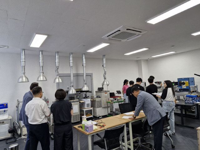 사진1-2) ㈜나노하이테크 방문 장면(1) (1)