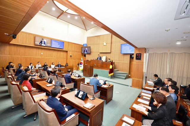[보도자료 사진] 250723 부안군의회 제363회 임시회 마무리