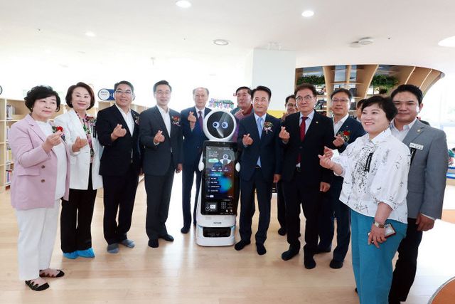 2. 사천시립도서관 개관식07