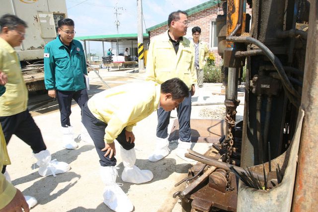 이학수 정읍시장, 양계농가 방문 (2)