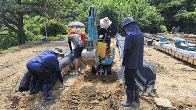 사천시농업기술센터 산청군 수해복구지원 (2)