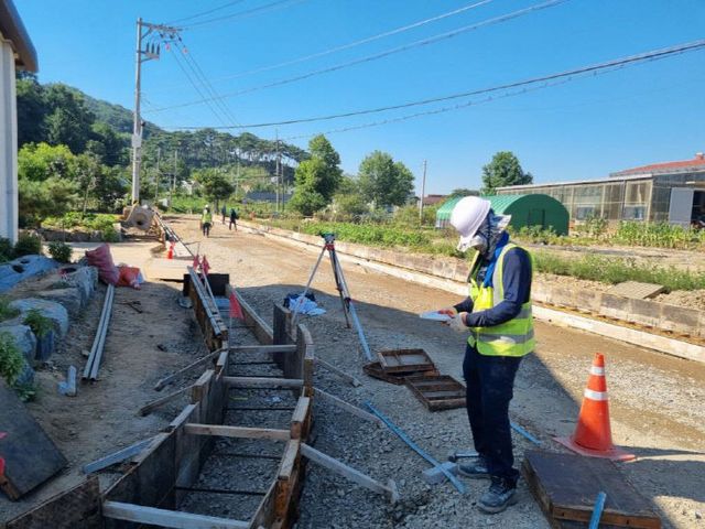 사본 -(사진3)도로 개설 공사 현장