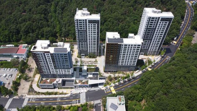 주택과-야탑공공분양주택 분당 아테라 단지 항공사진 (1)