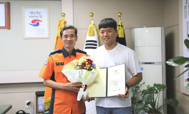 (0814) 논산소방서, '대형화재' 막은 시민에게 표창수여