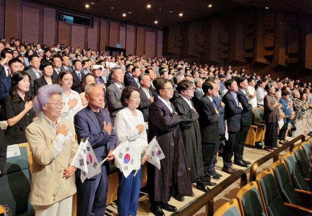 김동연 경기지사, 광복 80주년 ‘세가지 비전’ 제시.