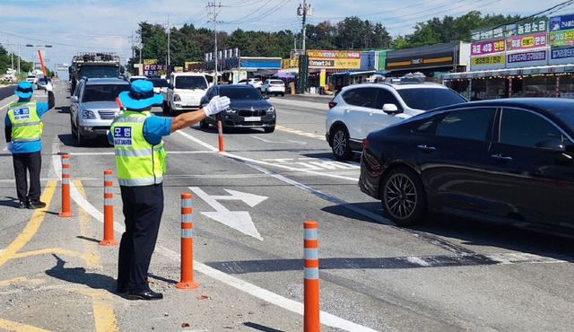 전국모범운전자연합회 태안지회 여름철 교통봉사 성료 1