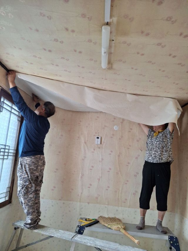 보도 4) 대강면 집수리 봉사(3)