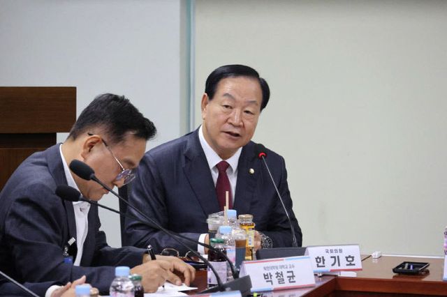 국민의힘_국방위_릴레이토론회_3_사진-6