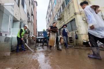 1. 아산시, 기록적 폭우 한 달… 복구·지원 속도냈다 (3)