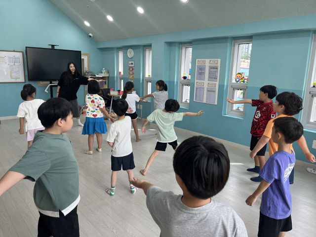 사본 -(사진) 송악 다함께 돌봄센터 운영