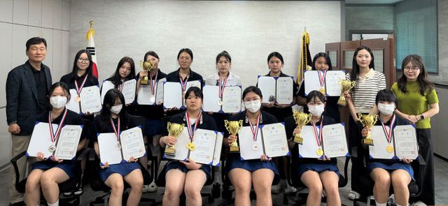 논산여상, 제 9회 충남도지사배 전국 미용경연대회 수상_1