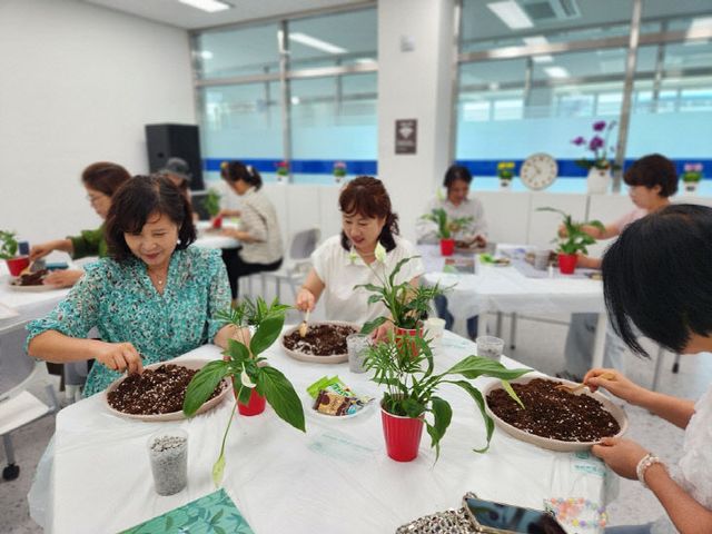 의정부시, 돌봄 종사자 위한 '문예숲에서 마음힐링' 프로그램
