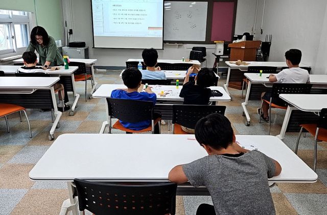 유구도서관 여름 독서교실 운영 사진