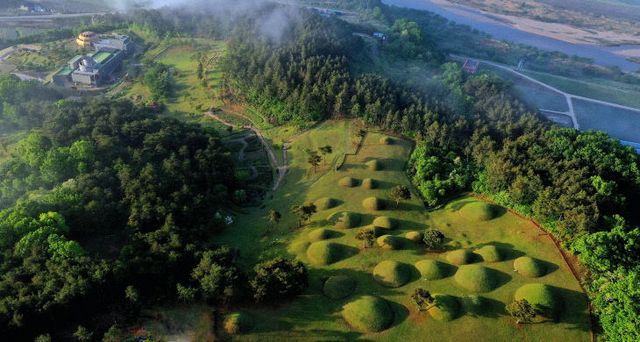 옥전고분군 전경
