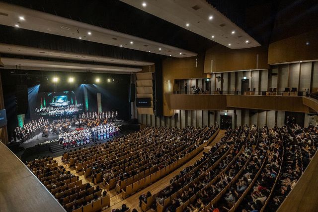 1-2. 1월 18일 용인포은아트홀에서 열린 재개관 기념 공연 모습