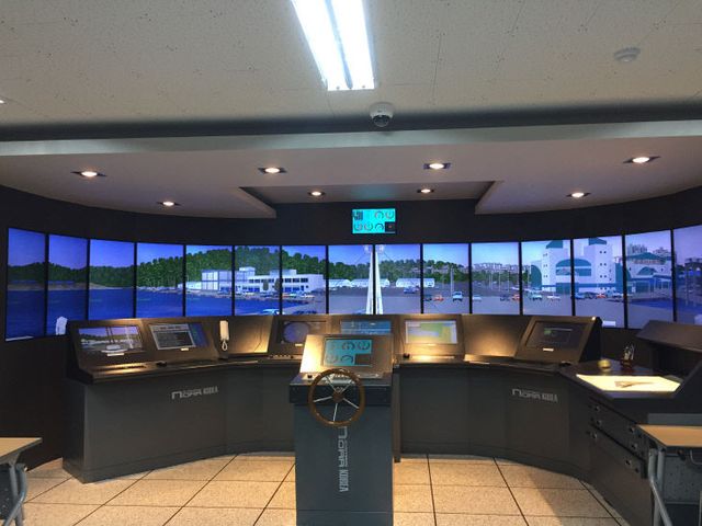 항해시뮬레이터실 (7)