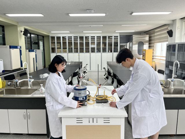 화학공업과 사진