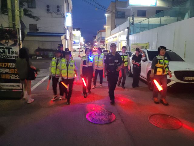 모양지구대, 자율방범대와 함께하는 합동순찰