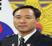 김철욱