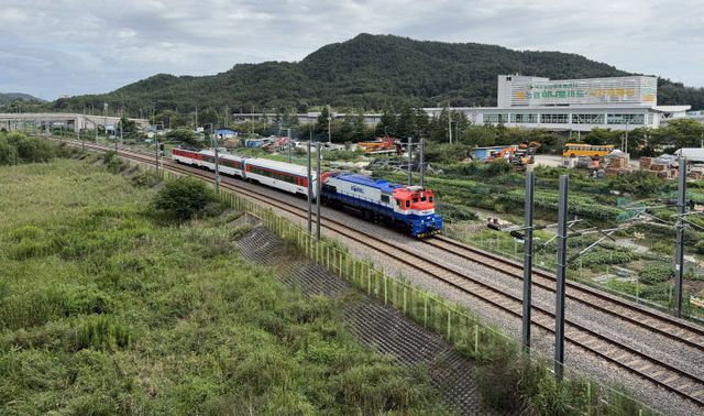목포보성선 임시운행-리모델링 무궁화호 열차 전경