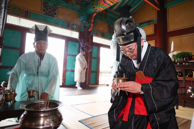 9.25(2025년 김해향교 문묘추계석전 봉행)1