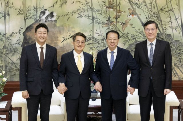 경기도의회 김진경 의장, 의회·집행부 ‘협치’ 외교 극대화