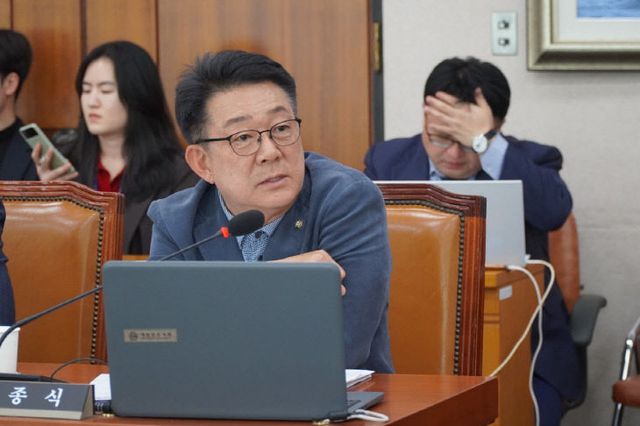 허종식_의원_질의사진(250409)