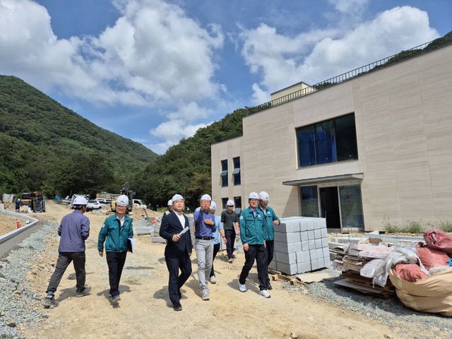 9.4(신대호 김해부시장 지역 국립 산림복지시설 방문)1