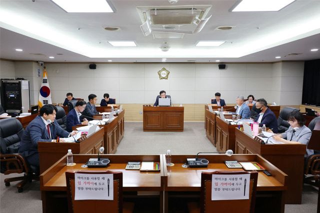 2025.09.04. 보도자료(옹진군의회, 제251회 임시회 마무리)