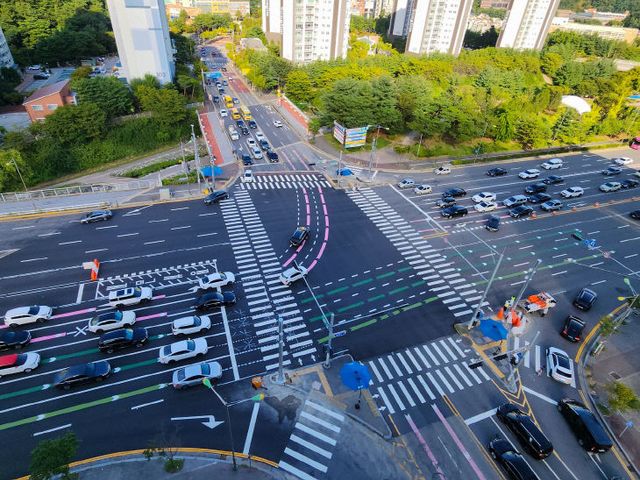 3. 대전시, 반석네거리 색깔유도선 설치로 교통 혼란 해소1