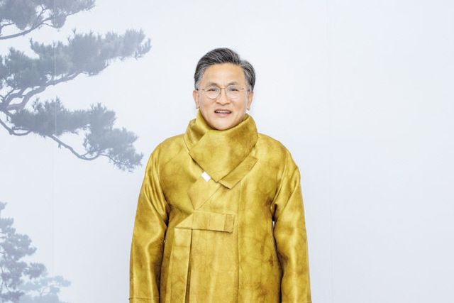 2025.12.22_경상북도의회_의장님_한복사진