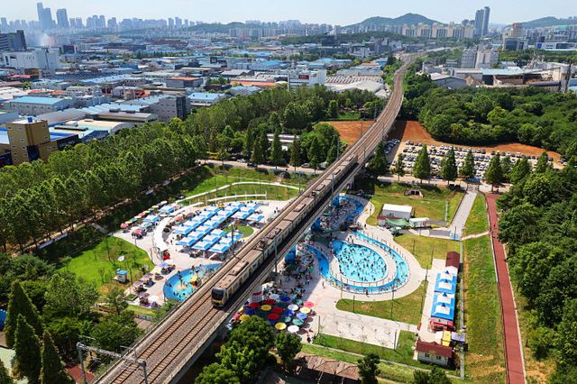 항 발표(남동물빛놀이터)