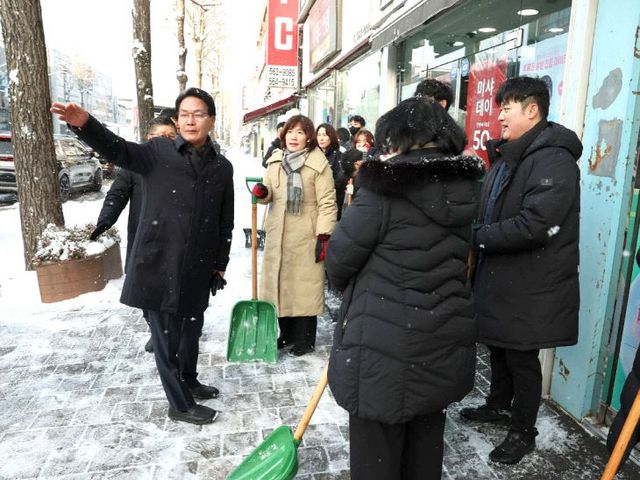 Resized_FB_IMG_1767391090584_321076115650070