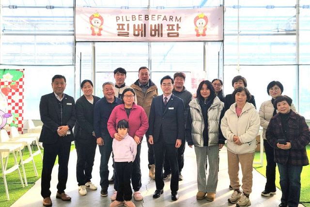 14425585860140192_7002978601