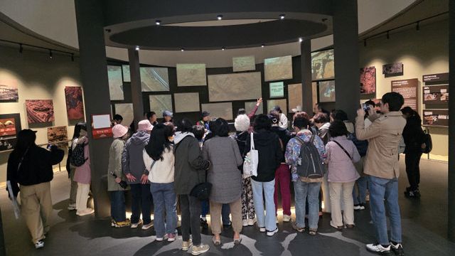 대성동고분박물관 상설전시관 관람사진