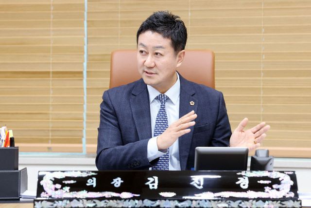 경기도의회 김진경 의장 (서면 인터뷰)