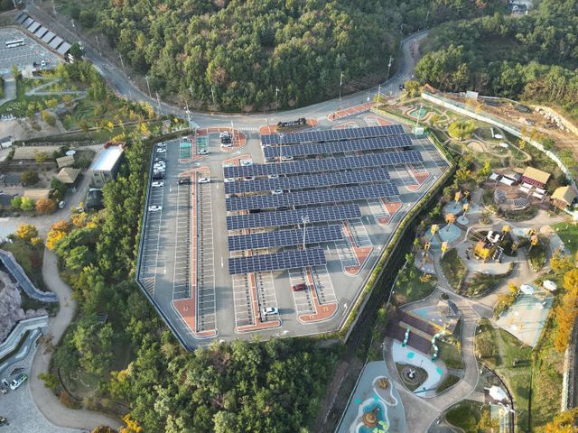 김해시 공공시설 태양광 발전소(명동정수장).김해시 제공