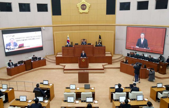 2026.02.19(제294회 임시회 제1차 본회의)-2