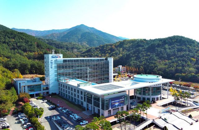사천시청 전경
