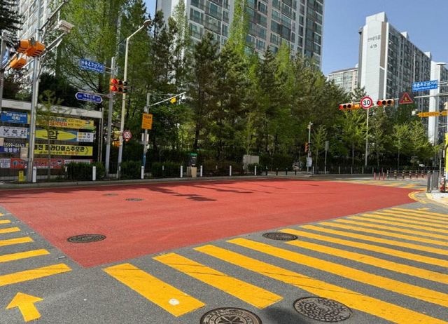 4. 교통약자 보호구역 개선 37억 원 투입