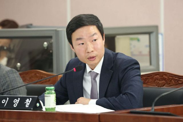 별첨사진_상임위 질의 중인 이영철 서구의원 (1)