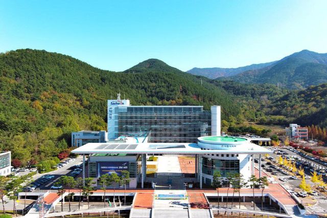 사천시청전경174.JPG.middle[1]